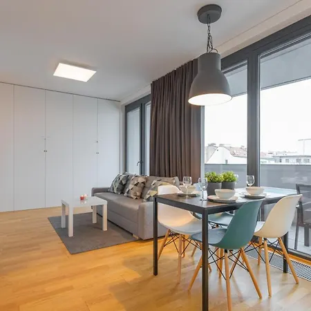 Oscar With Garage Appartement Praag